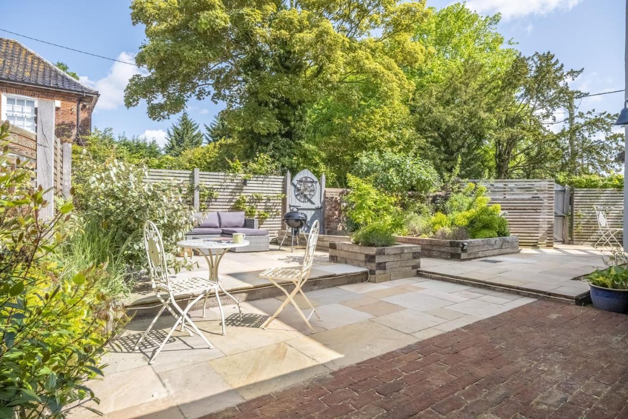 The Clockhouse Villa North Lopham Buitenkant foto